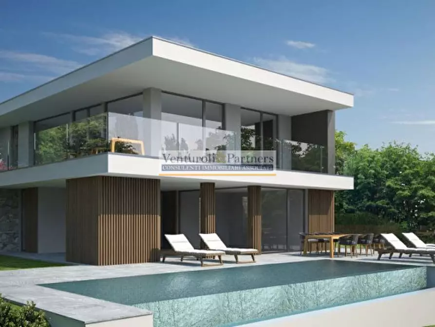 Immagine 4 di Villa in vendita  in via belvedere a Lonato del Garda