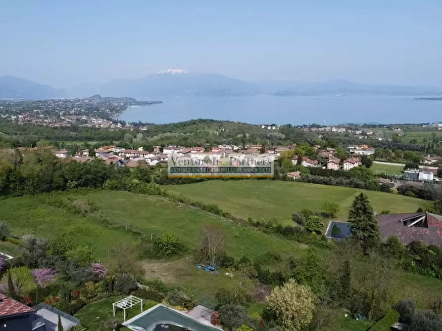 Immagine 8 di Villa in vendita  in via belvedere a Lonato del Garda