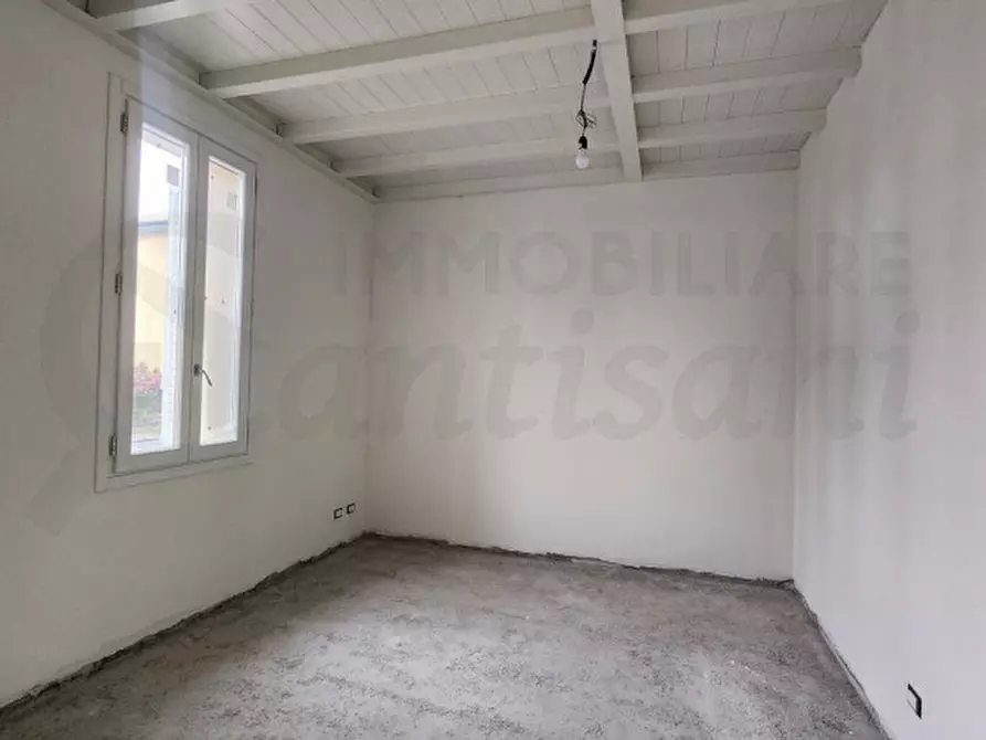 Immagine 23 di Villa in vendita  in viale Colombo a Fucecchio