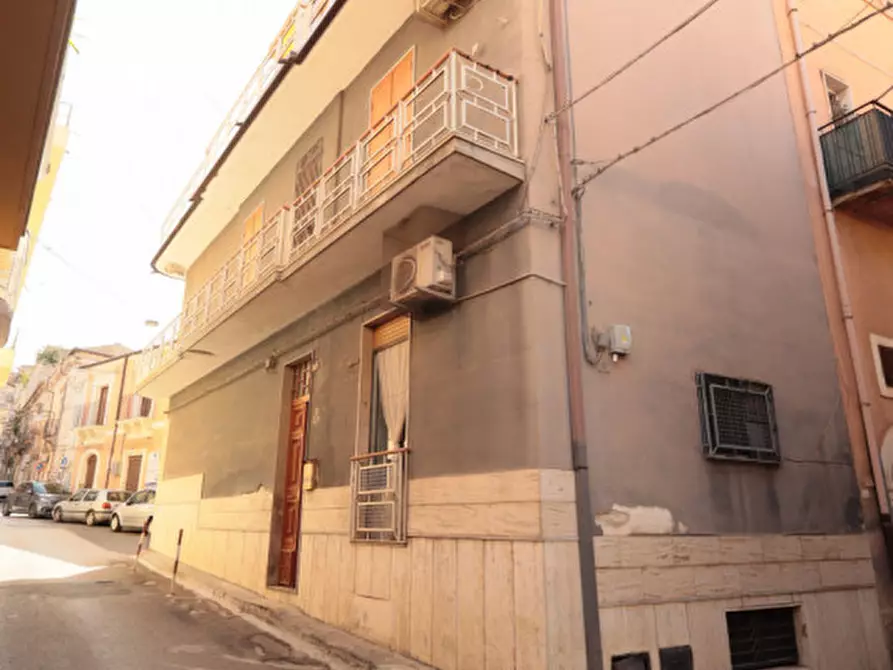 Immagine 2 di Casa indipendente in vendita  in Via Umberto primo n 29 a Palagonia