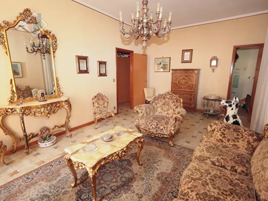 Immagine 29 di Casa indipendente in vendita  in Via Umberto primo n 29 a Palagonia