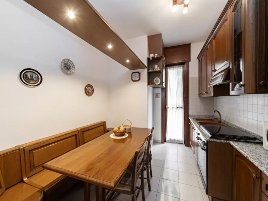 Immagine 5 di Appartamento in vendita  in VIA CAVALLOTTI  151 a Monza