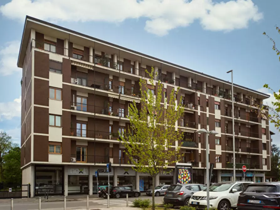 Immagine 17 di Appartamento in vendita  in VIA CAVALLOTTI  151 a Monza