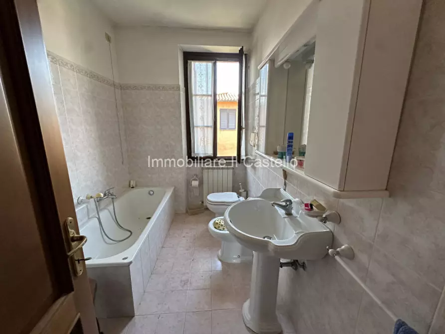 Immagine 16 di Casa indipendente in vendita  in Via Denzlingen a Città Della Pieve