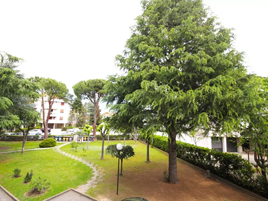Immagine 1 di Appartamento in vendita  in viale Riace a Riccione