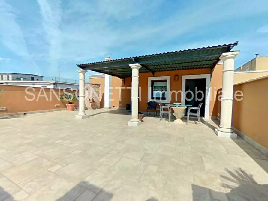 Immagine 27 di Palazzo in vendita  in NIKA a Fasano