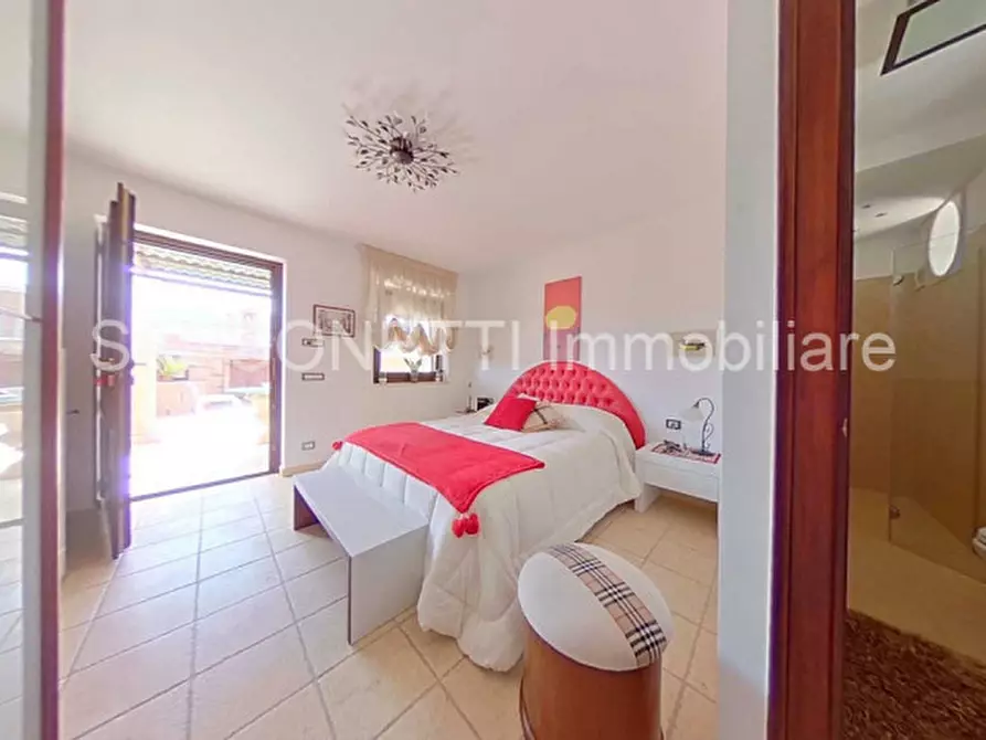 Immagine 31 di Palazzo in vendita  in NIKA a Fasano