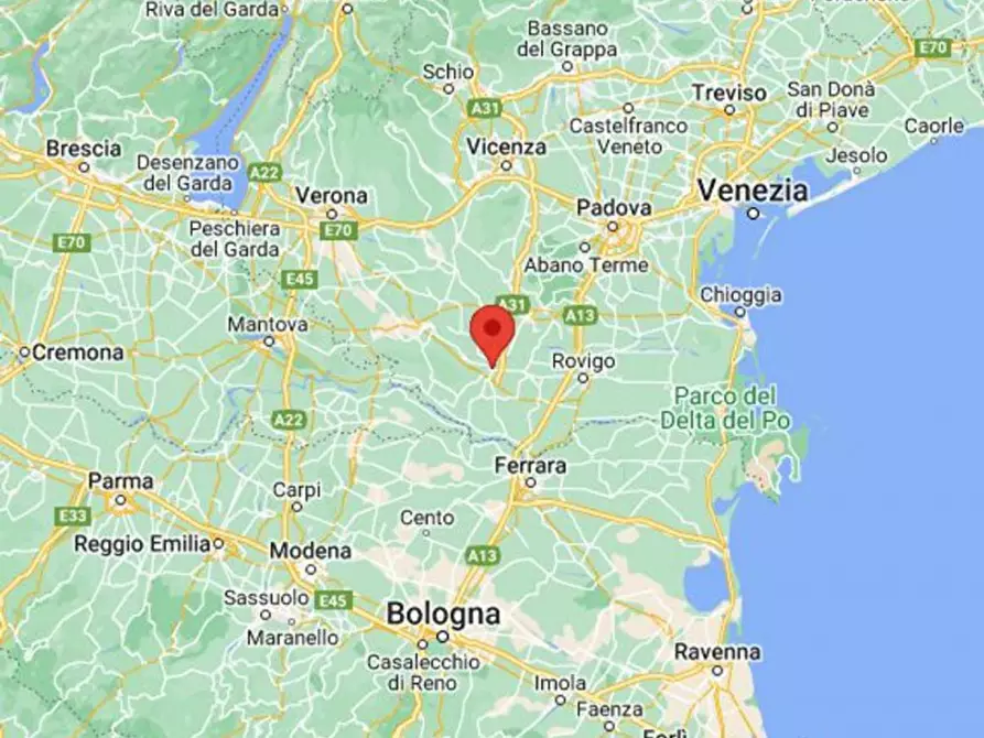 Immagine 13 di Posto auto in vendita  in Riviera Giacomo Matteotti, N. 281 a Badia Polesine