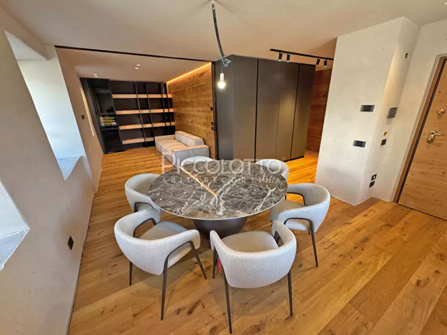 Immagine 11 di Appartamento in vendita  in Località Cademai a Cortina D'ampezzo