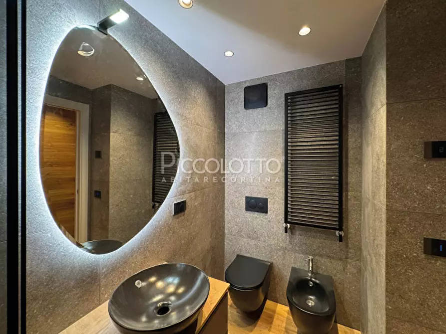 Immagine 18 di Appartamento in vendita  in Località Cademai a Cortina D'ampezzo