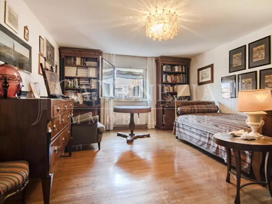 Immagine 22 di Appartamento in vendita  a Venezia