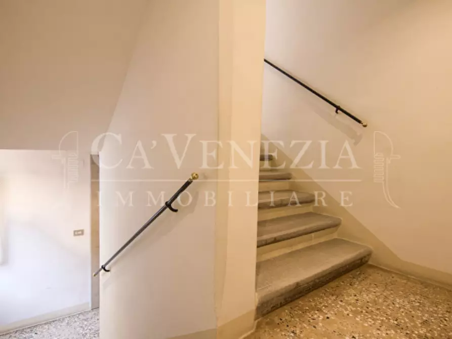 Immagine 27 di Appartamento in vendita  a Venezia