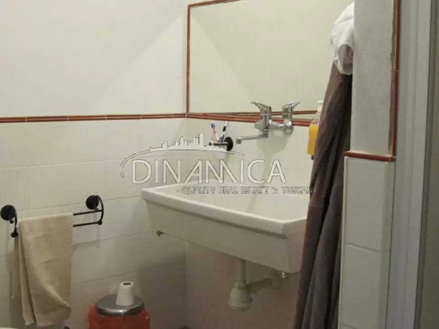 Immagine 32 di Rustico / casale in vendita  a Montecatini Terme