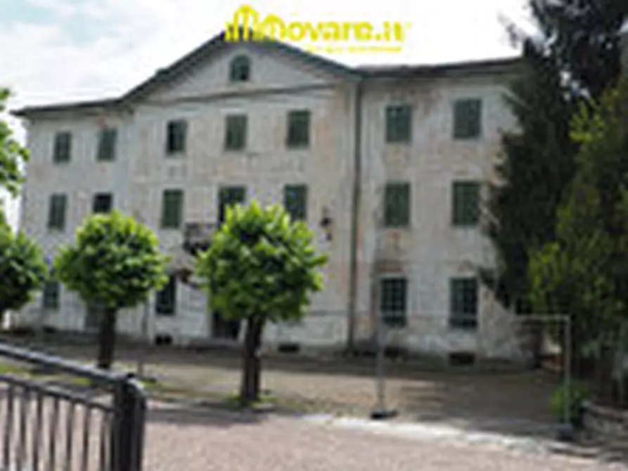Immagine 1 di Hotel in vendita  in Via Brigata Abbruzzi 8 a Pieve Tesino