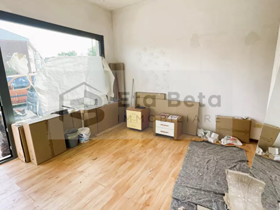 Immagine 2 di Negozio in vendita  in Via Castellana a Martellago