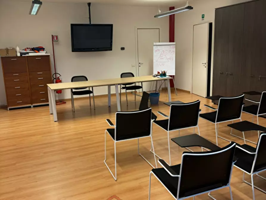 Immagine 1 di Ufficio in affitto  in Via Venezia a Padova