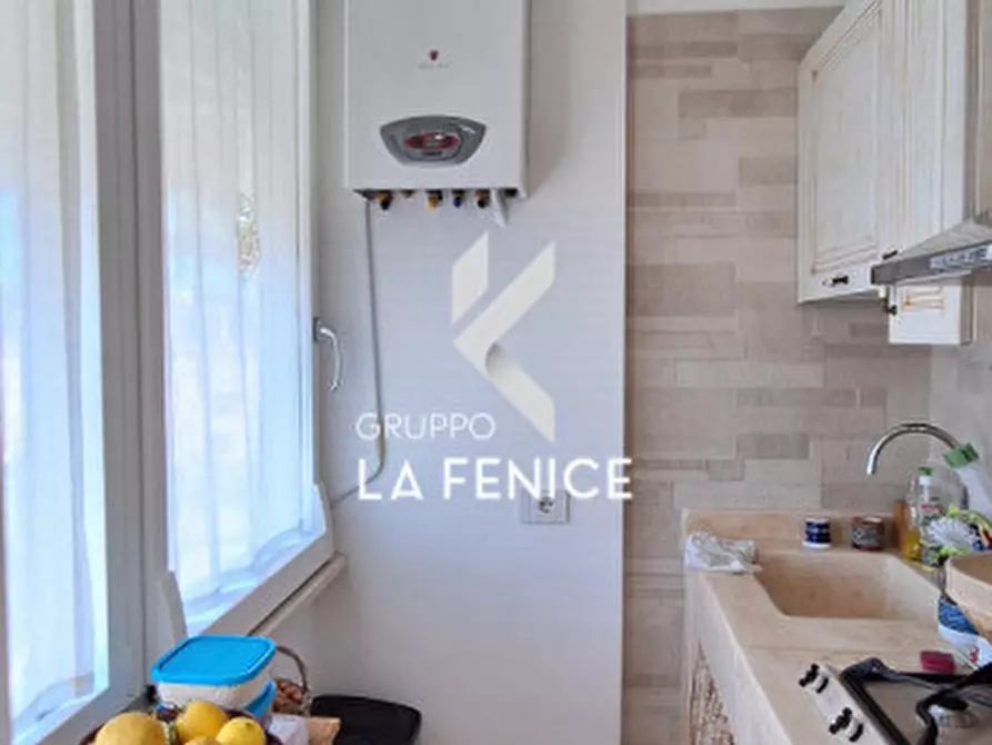 Immagine 19 di Appartamento in vendita  in via Sabotino a Locorotondo