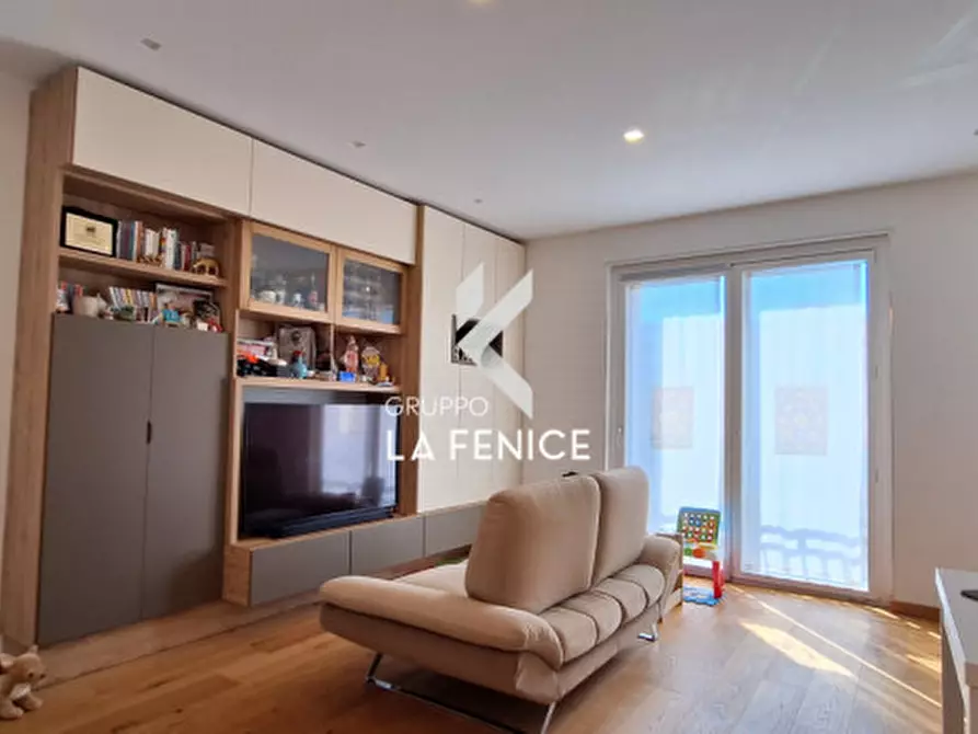 Immagine 23 di Appartamento in vendita  in via Sabotino a Locorotondo