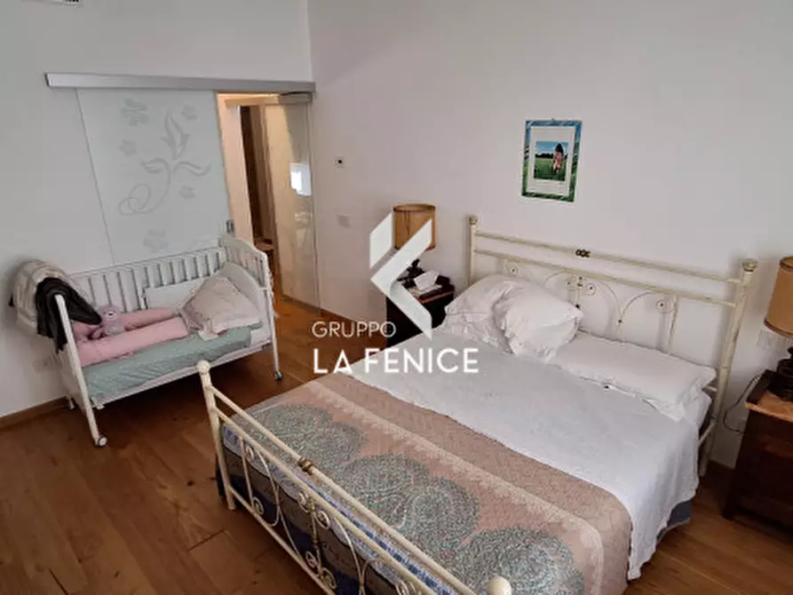 Immagine 42 di Appartamento in vendita  in via Sabotino a Locorotondo