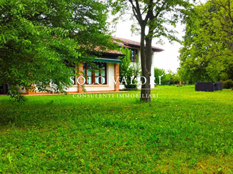 Immagine 2 di Casa indipendente in vendita  a Castelfranco Veneto