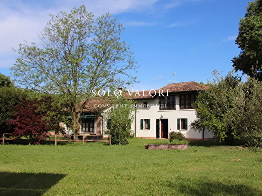 Immagine 10 di Casa indipendente in vendita  a Castelfranco Veneto
