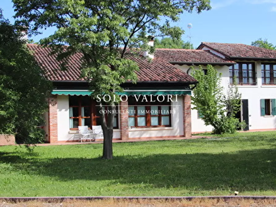 Immagine 11 di Casa indipendente in vendita  a Castelfranco Veneto