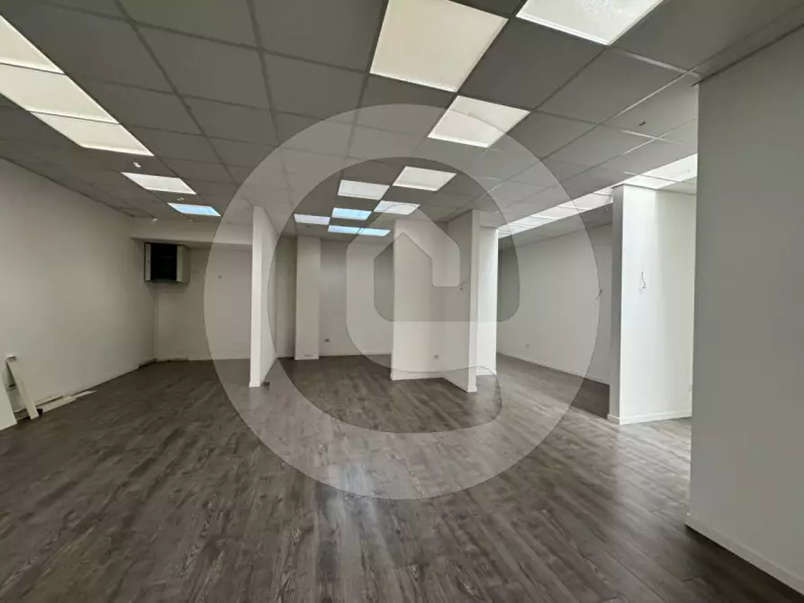 Immagine 9 di Capannone industriale in affitto  a Piombino Dese