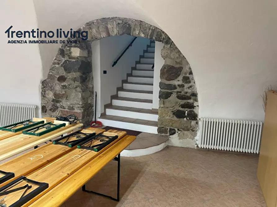 Immagine 9 di Negozio in vendita  in Via Noldin a Salorno .Salurn.