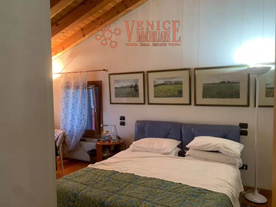 Immagine 10 di Casa indipendente in vendita  a Castelfranco Veneto