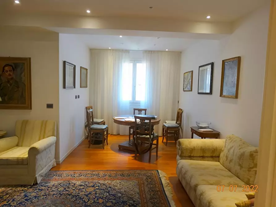 Immagine 1 di Appartamento in vendita  in via San Felice, 45 a Bologna