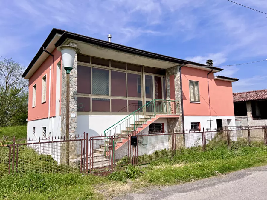 Immagine 1 di Villa in vendita  in Strada Argine Ongina n.3 a Polesine Zibello