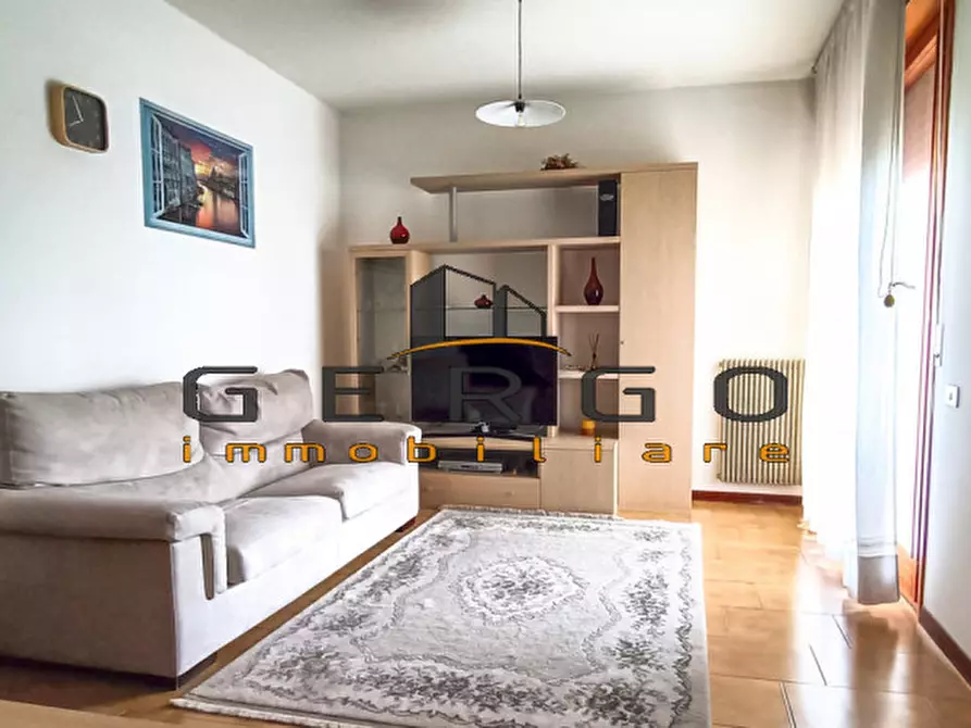 Immagine 1 di Appartamento in vendita  in Viale Biasuzzi a Paese