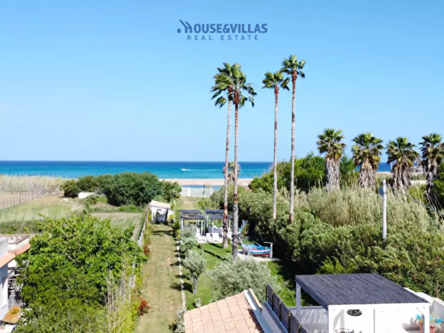 Immagine 1 di Villa in vendita  in PICCIO a Avola