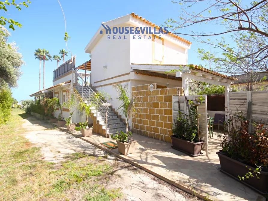 Immagine 10 di Villa in vendita  in PICCIO a Avola