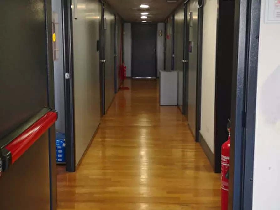 Immagine 4 di Ufficio in affitto  in Via Castello della Magliana 18 a Roma