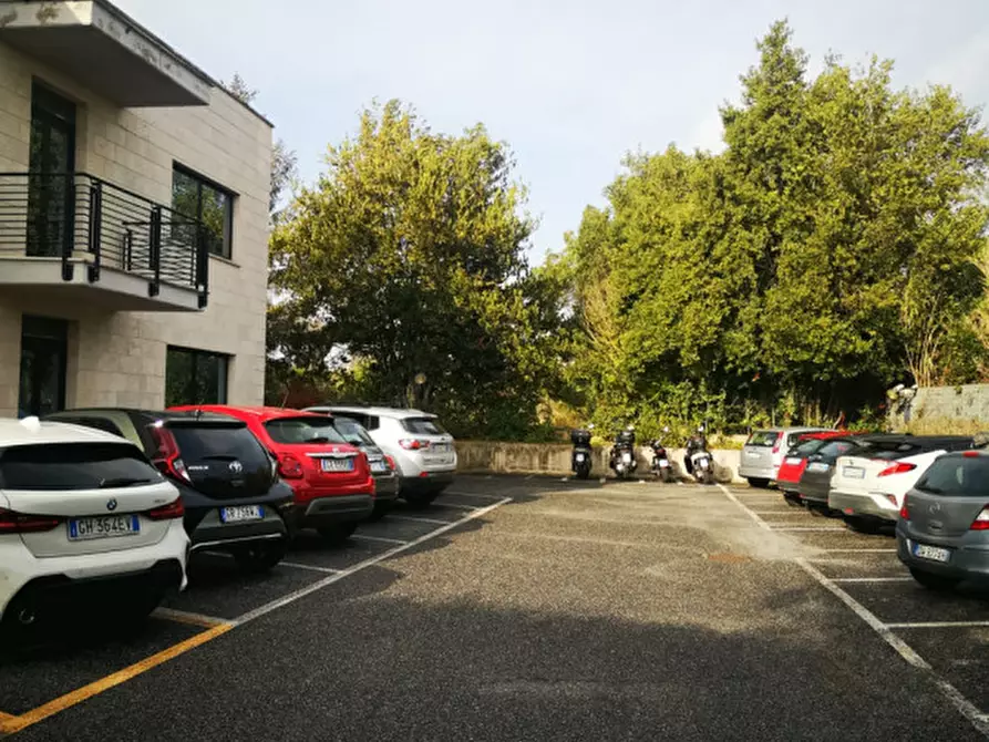 Immagine 14 di Ufficio in affitto  in Via Castello della Magliana 18 a Roma