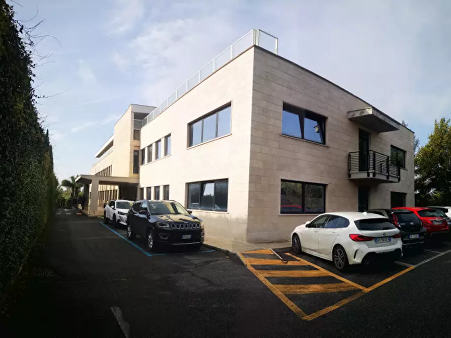 Immagine 15 di Ufficio in affitto  in Via Castello della Magliana 18 a Roma