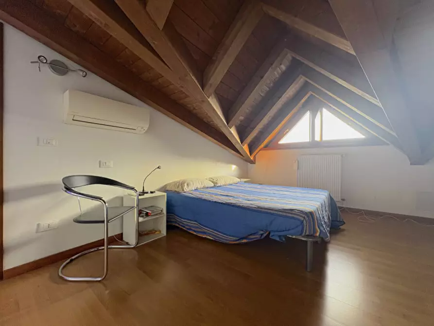 Immagine 9 di Appartamento in vendita  a Udine