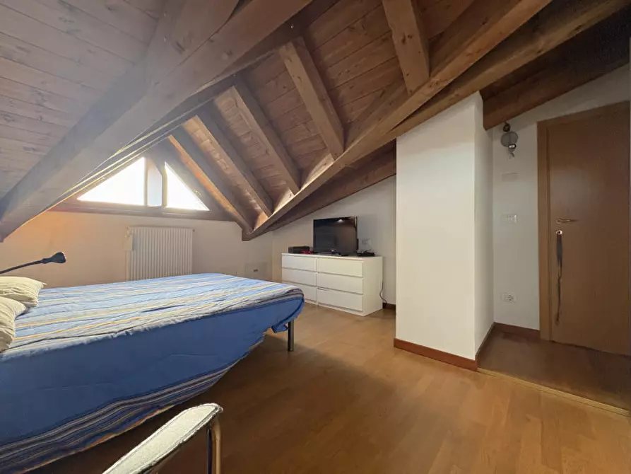 Immagine 10 di Appartamento in vendita  a Udine