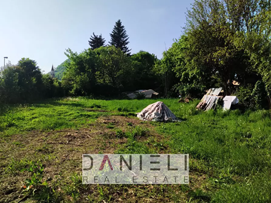 Immagine 4 di Terreno in vendita  in Via Circonvallazione a Montecchio Maggiore