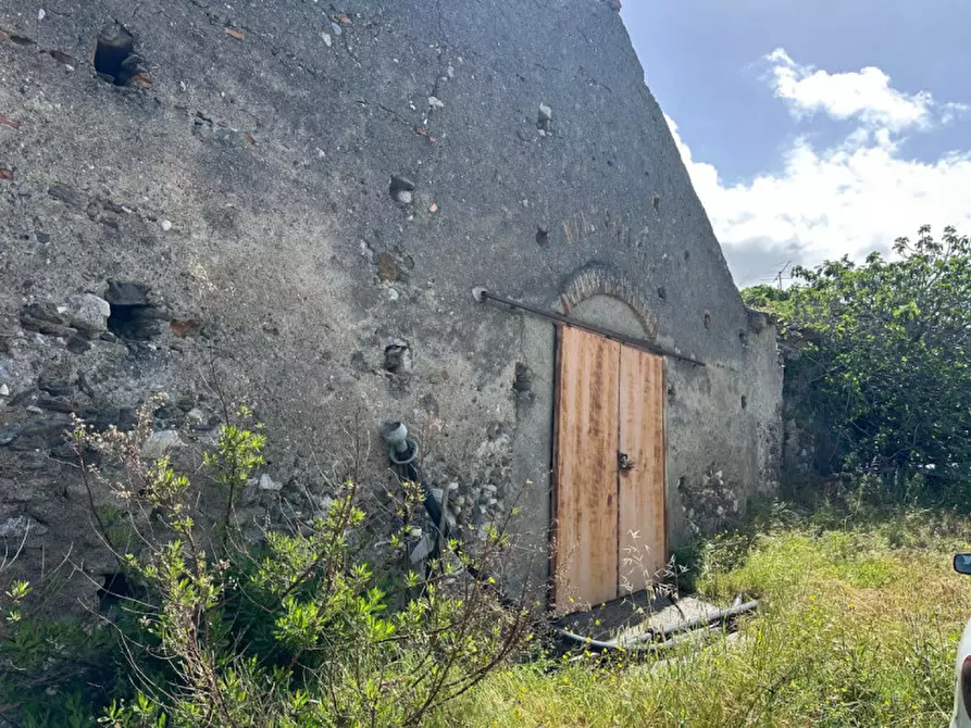 Immagine 4 di Magazzino in vendita  in Via Botteghelle a Milazzo