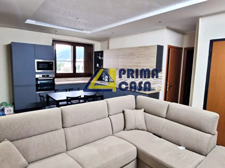 Immagine 1 di Appartamento in vendita  in via tommaso campanella a Satriano