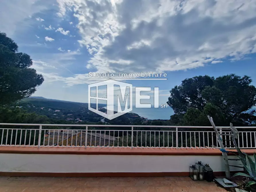 Immagine 23 di Villa in vendita  in via Kaiser Parodi a Livorno