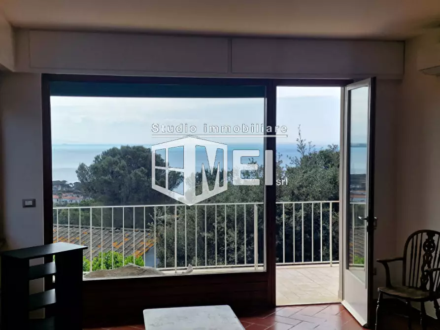 Immagine 43 di Villa in vendita  in via Kaiser Parodi a Livorno