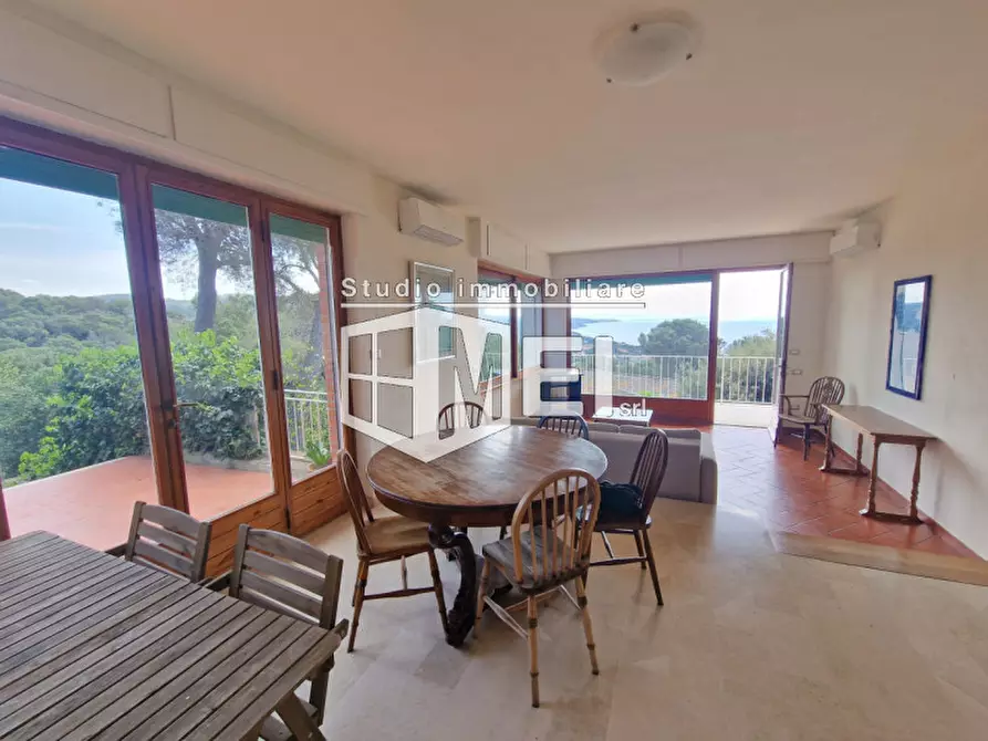 Immagine 61 di Villa in vendita  in via Kaiser Parodi a Livorno