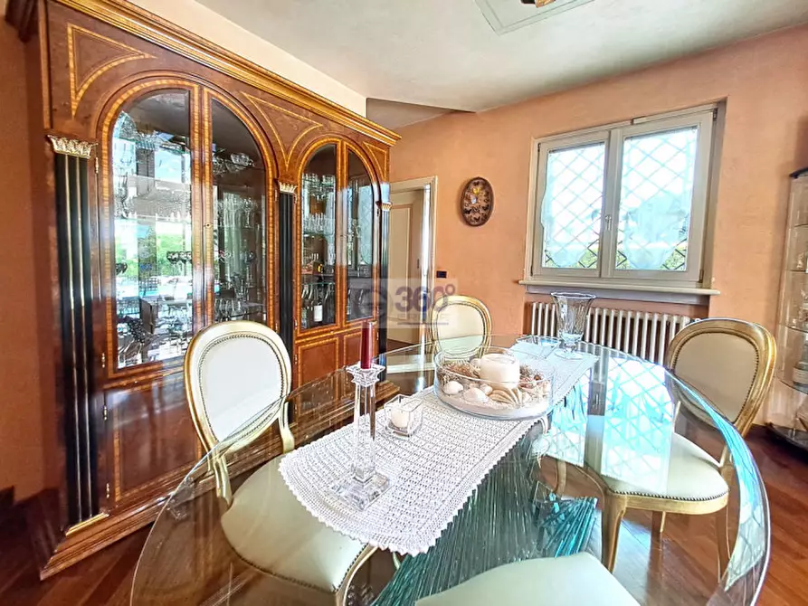 Immagine 22 di Villa in vendita  in Via kennedy a Paderno Franciacorta