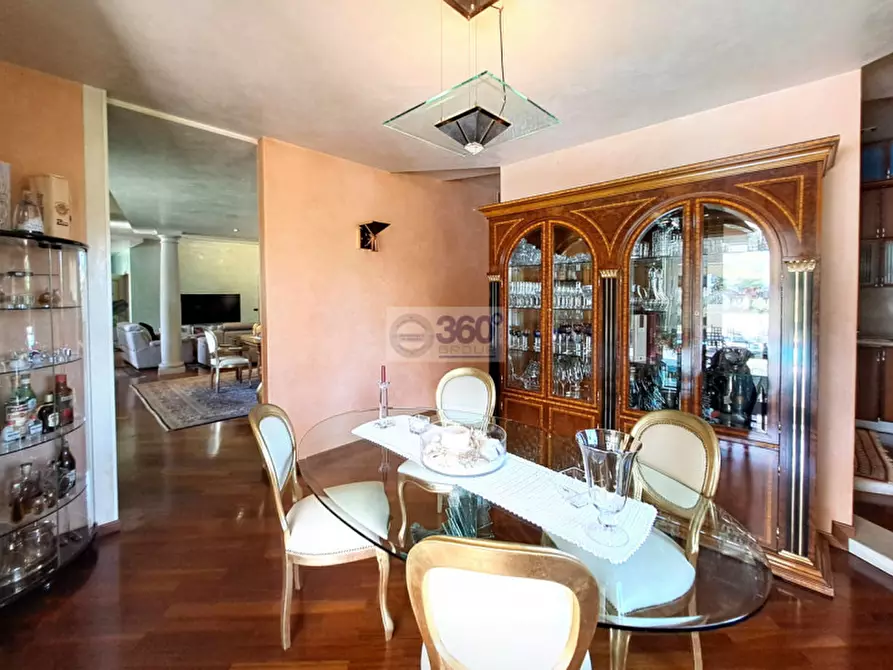 Immagine 24 di Villa in vendita  in Via kennedy a Paderno Franciacorta