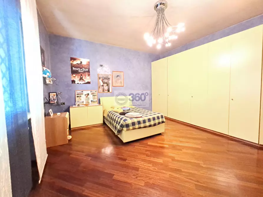 Immagine 34 di Villa in vendita  in Via kennedy a Paderno Franciacorta