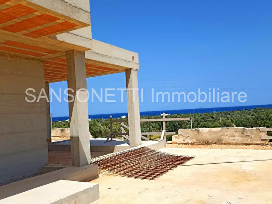 Immagine 1 di Villa in vendita  in STRY a Fasano