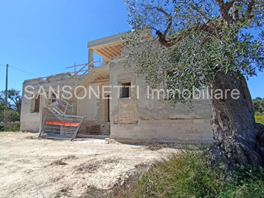 Immagine 6 di Villa in vendita  in STRY a Fasano